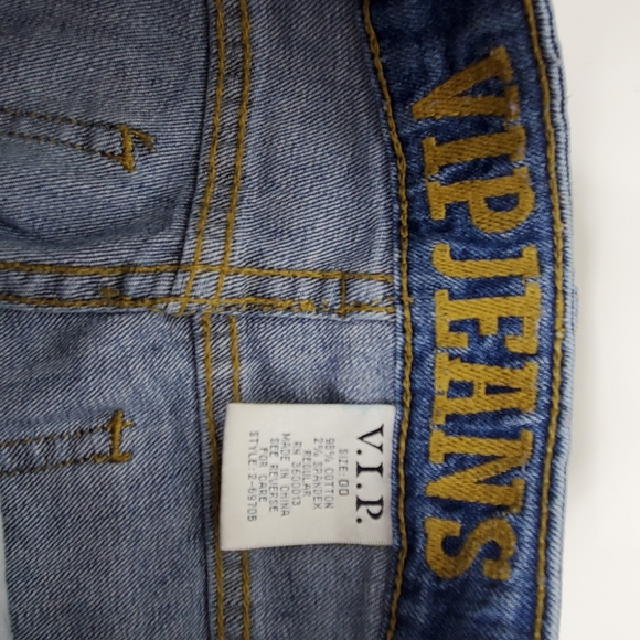 VIP factory distressed Jeans size 00 - Picture 6 of 8